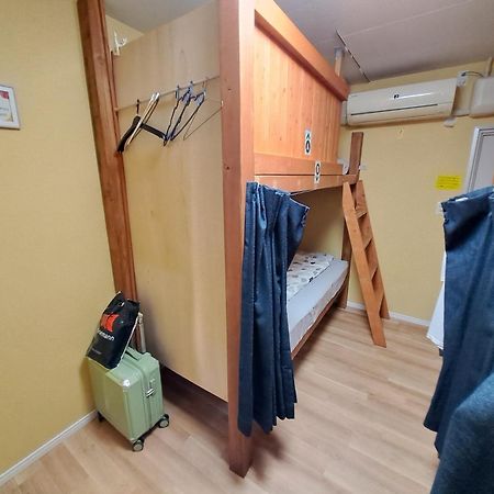 Fukuoka Tabiji Hostel & Guesthouse Экстерьер фото